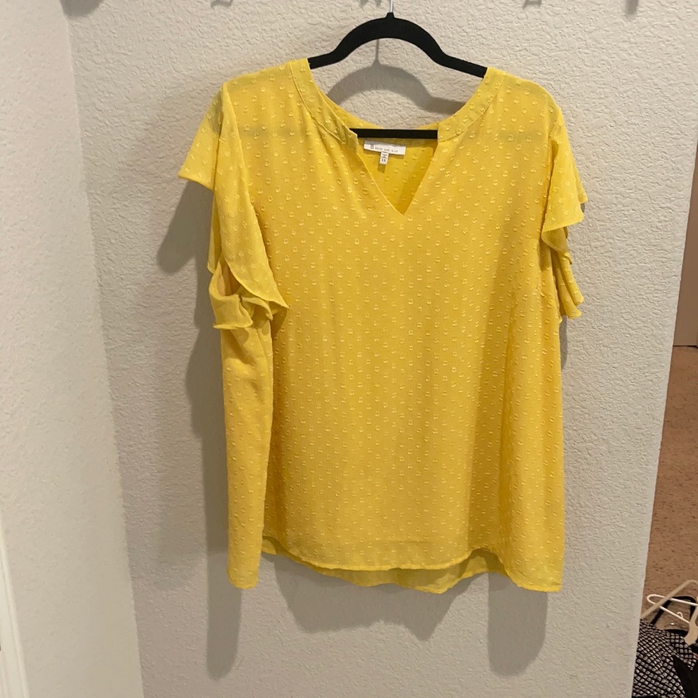 Women’s blouse